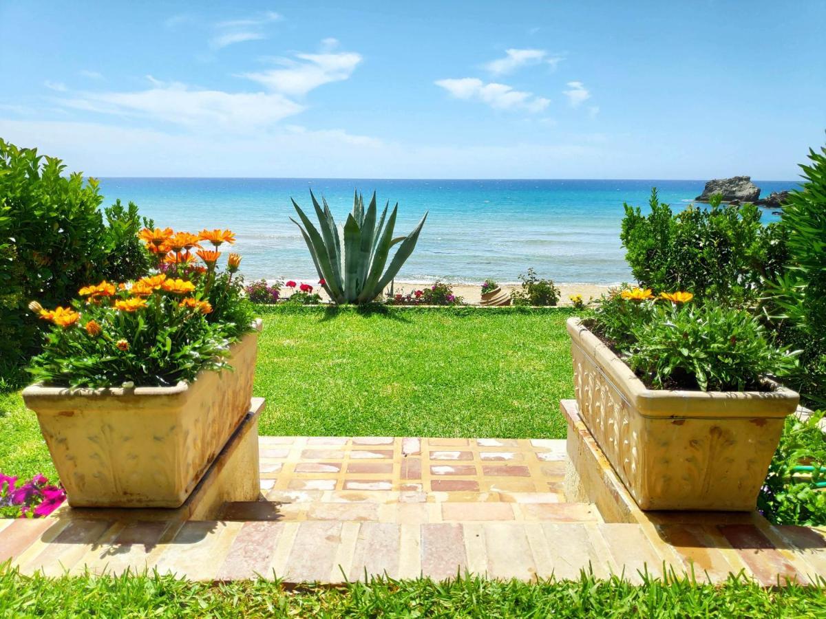 Waves Apartments Melody Glyfada المظهر الخارجي الصورة