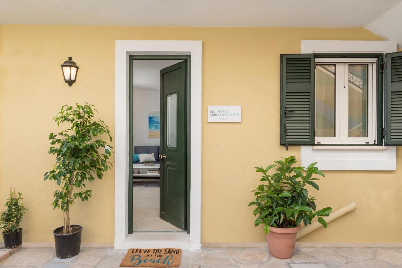 Waves Apartments Melody Glyfada المظهر الخارجي الصورة